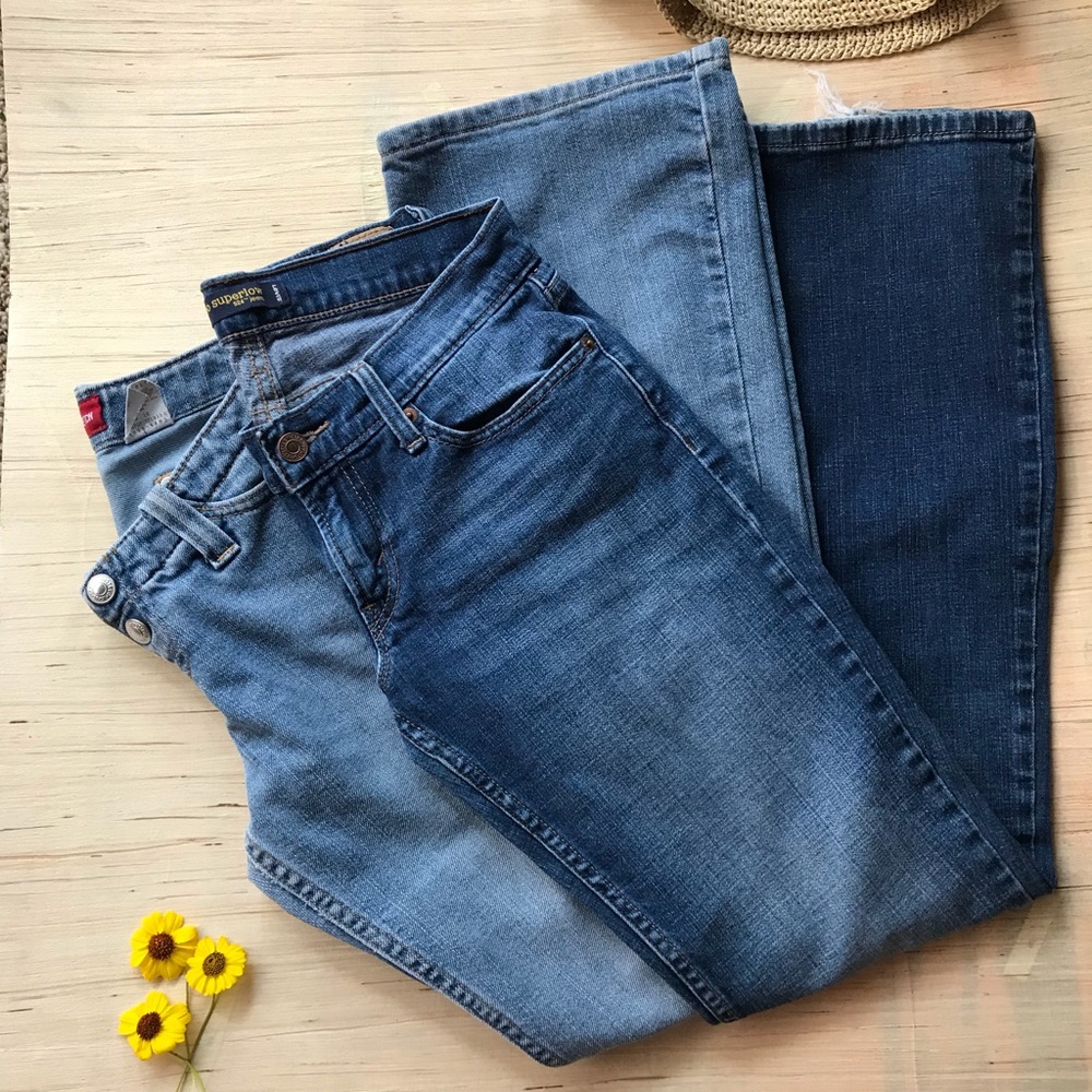 Levi’s Too short low rise size 5